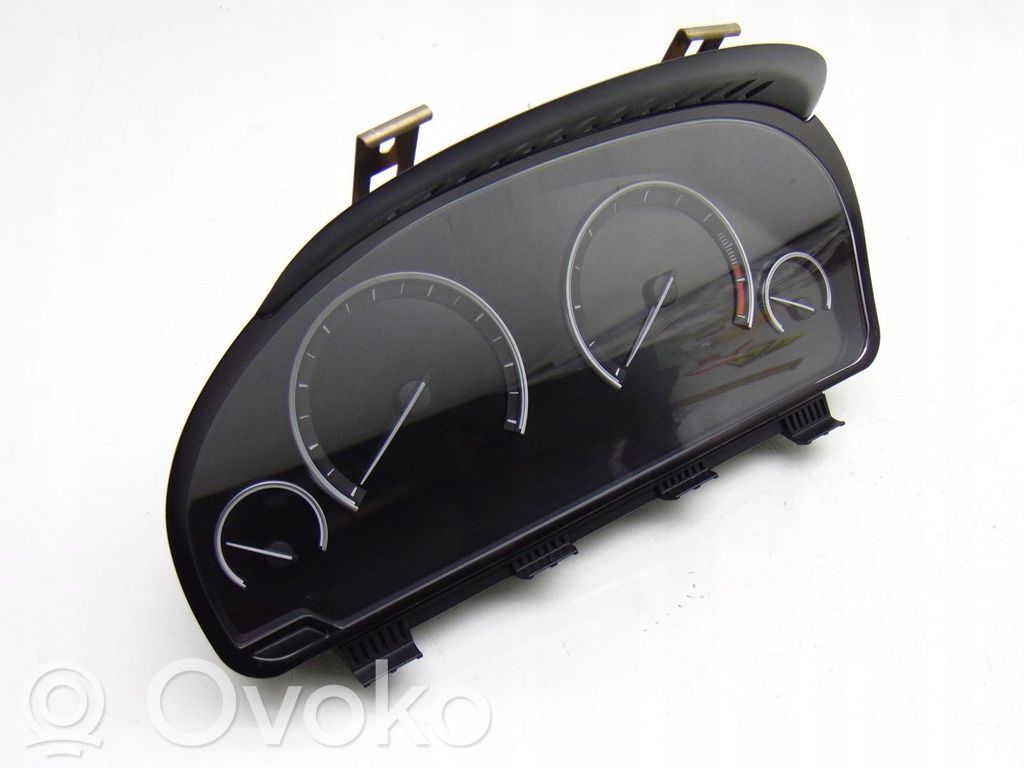 BMW 7 F01 F02 F03 F04 Geschwindigkeitsmesser Cockpit 