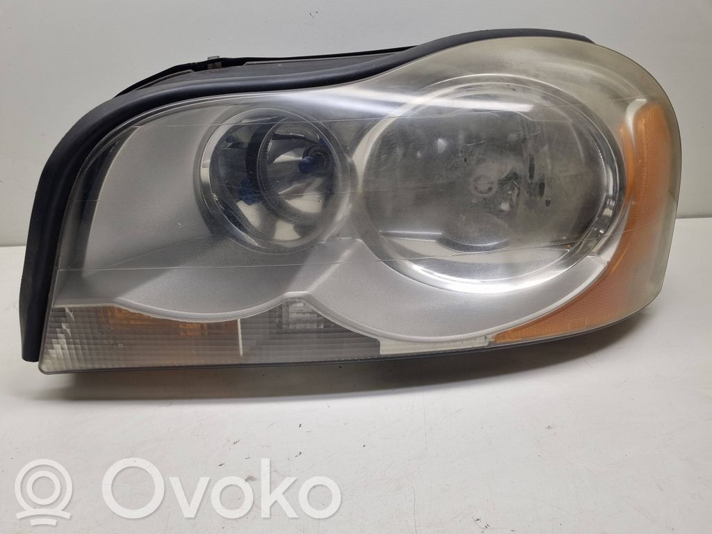 Volvo XC90 Priekinis žibintas 