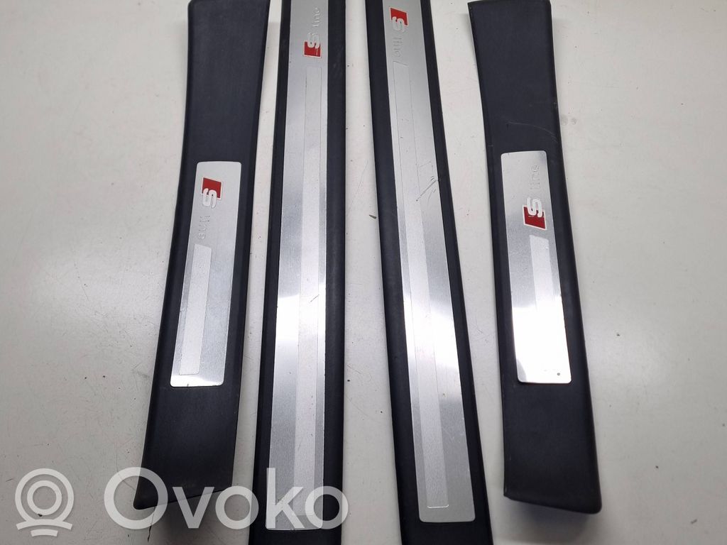 Audi A4 S4 B7 8E 8H Copertura del rivestimento del sottoporta anteriore 