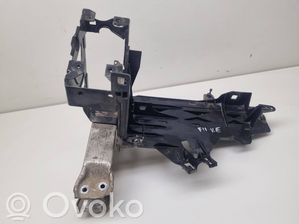 BMW 5 F10 F11 Staffa faro/fanale 