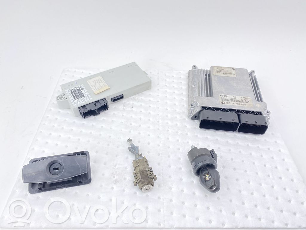 BMW 5 E60 E61 Komputer / Sterownik ECU i komplet kluczy 