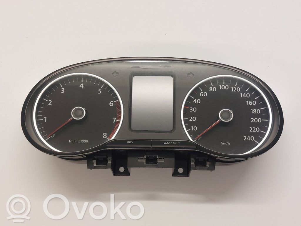 Volkswagen Polo V 6R Licznik / Prędkościomierz 
