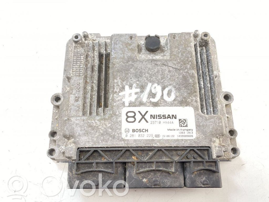 Nissan X-Trail T32 Engine control unit/module 