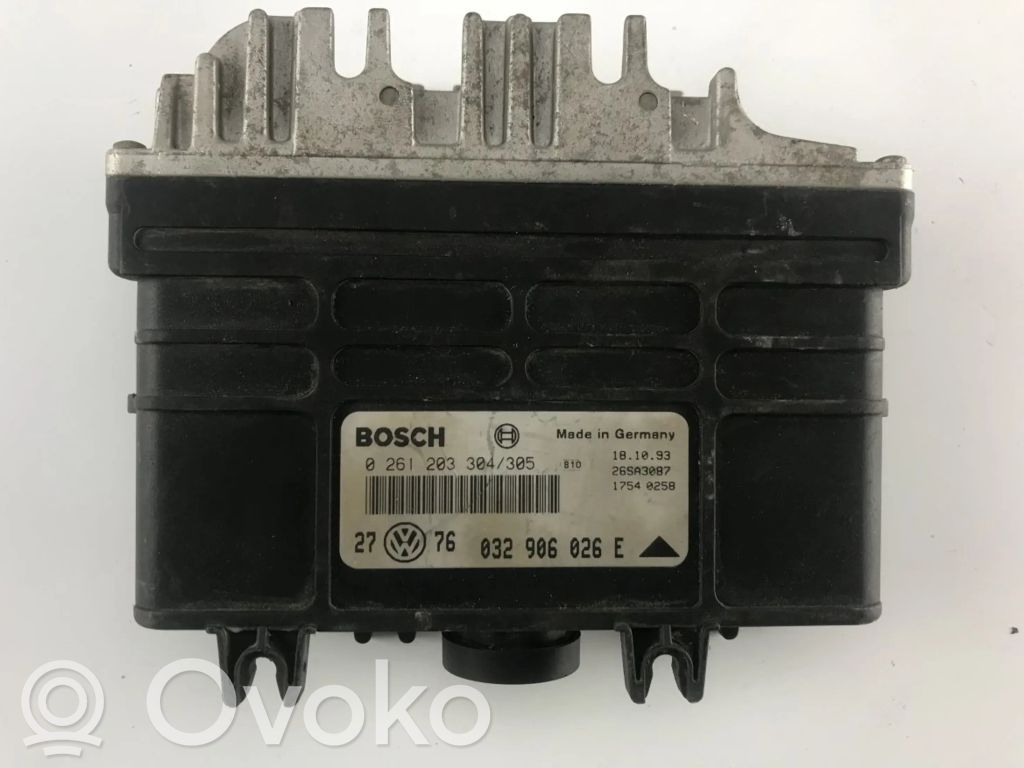 Volkswagen Golf III Engine control unit/module 
