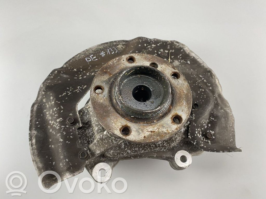 BMW 6 E63 E64 Front wheel hub spindle knuckle 