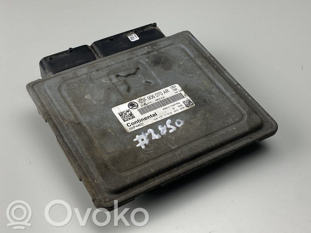 Skoda Roomster (5J) Engine control unit/module 