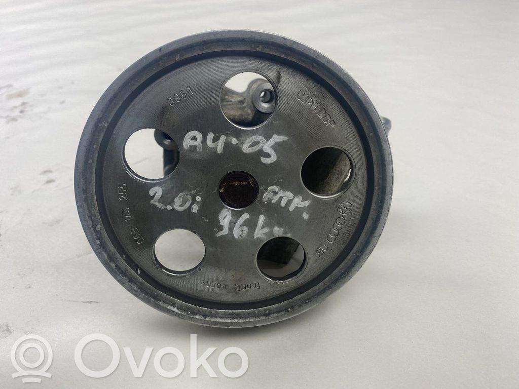 Audi A4 S4 B7 8E 8H Bomba de dirección hidráulica 