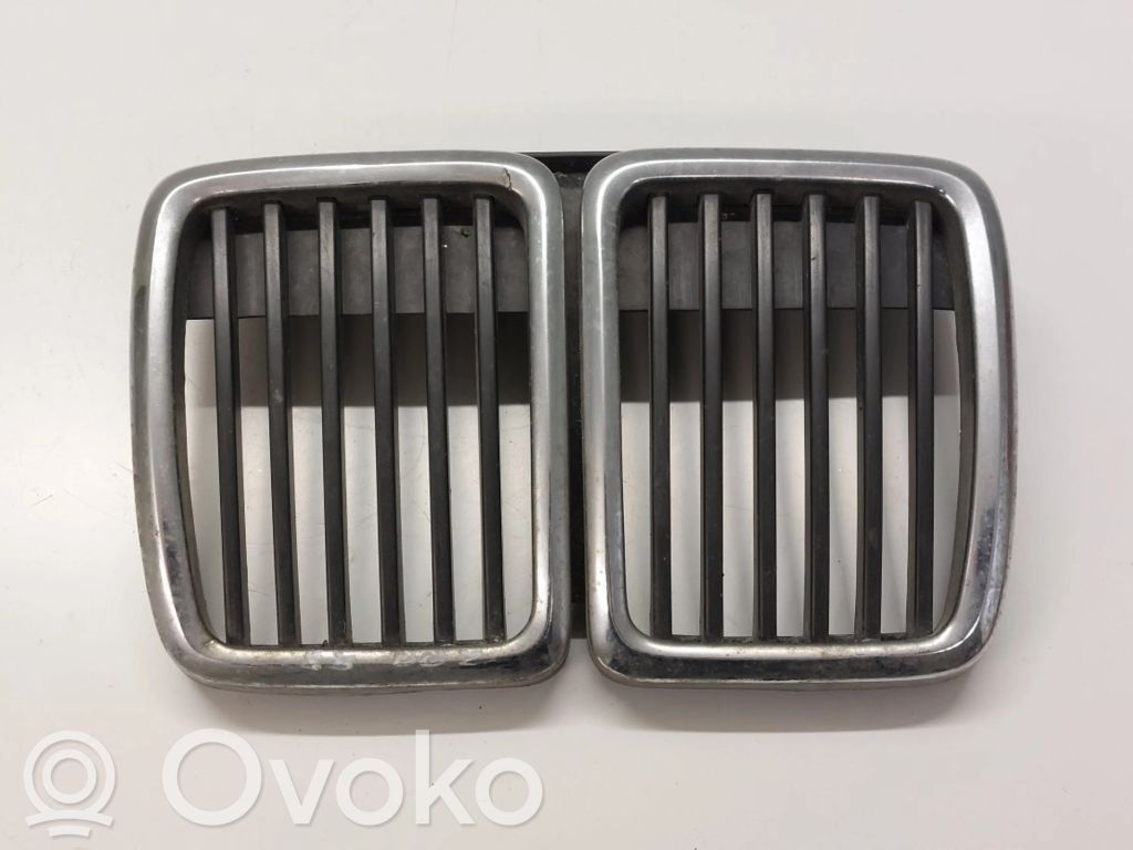 BMW 3 E30 Front grill 