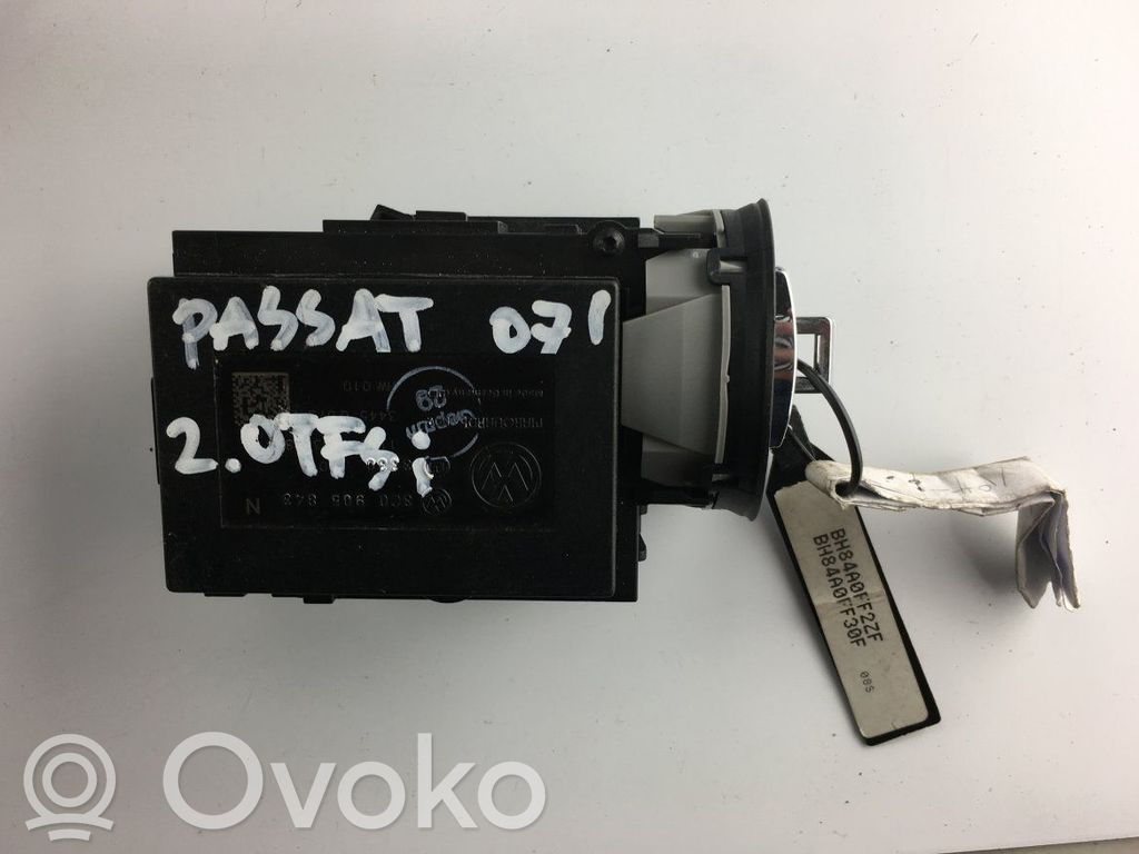 Volkswagen PASSAT B6 Užvedimo spynelė 