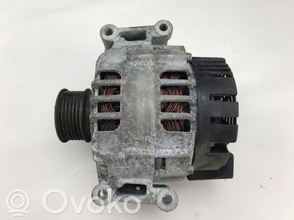 Audi A4 S4 B7 8E 8H Ģenerators 