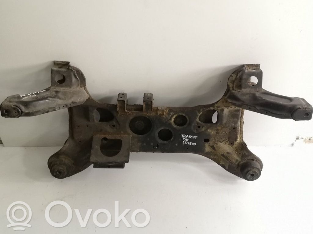 Ford Transit Priekinis traversas 
