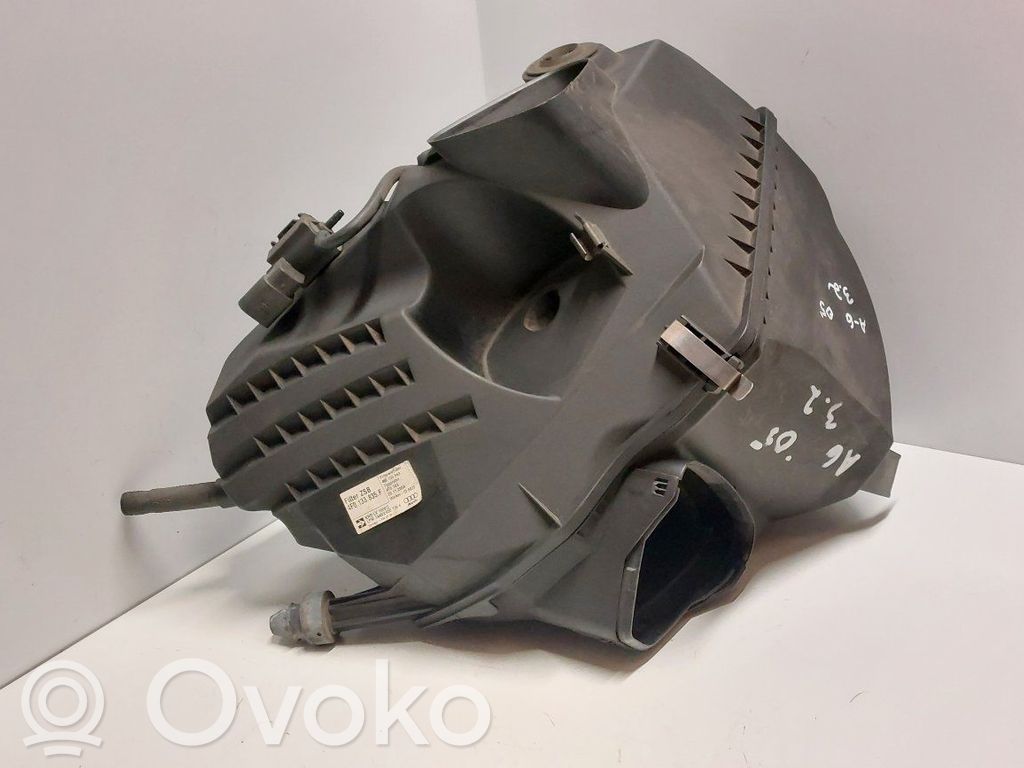 Audi A6 S6 C6 4F Air filter box 