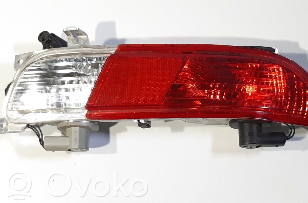 BMW 6 E63 E64 Luz de freno adicional/tercera 