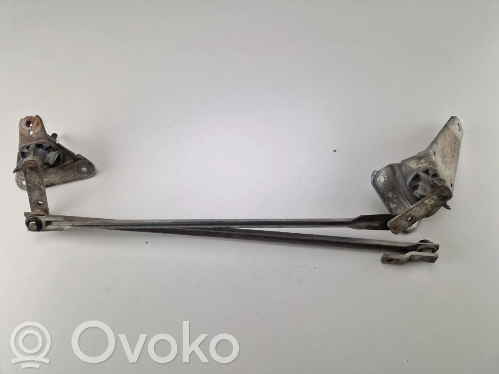 Citroen Berlingo Front wiper linkage 