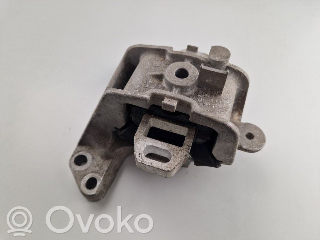 Citroen C5 Engine mount bracket 