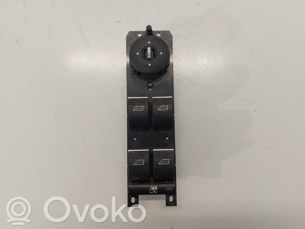 Ford Focus Electric window control switch 