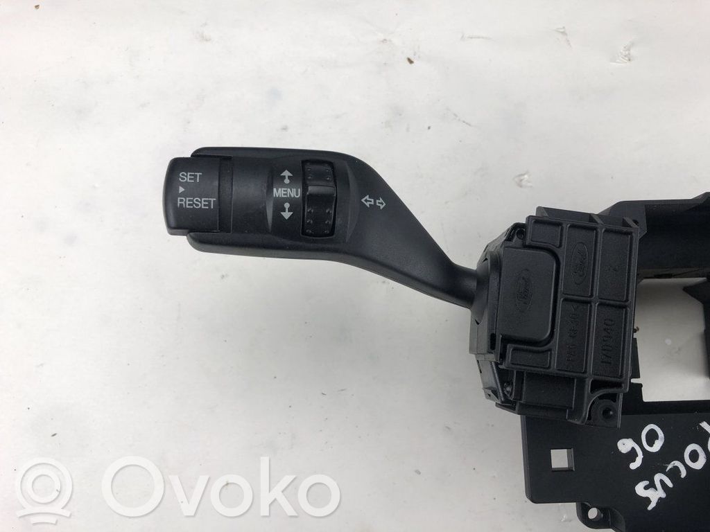 Ford Focus Commodo, commande essuie-glace/phare 
