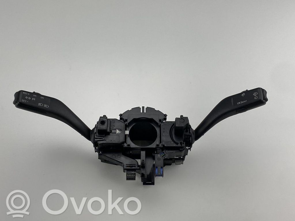 Volkswagen Touran I Wiper turn signal indicator stalk/switch 