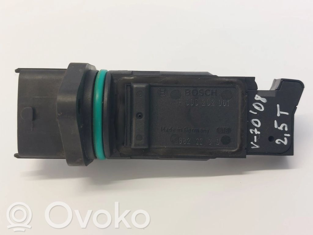 Volvo V70 Przepływomierz masowy powietrza MAF 