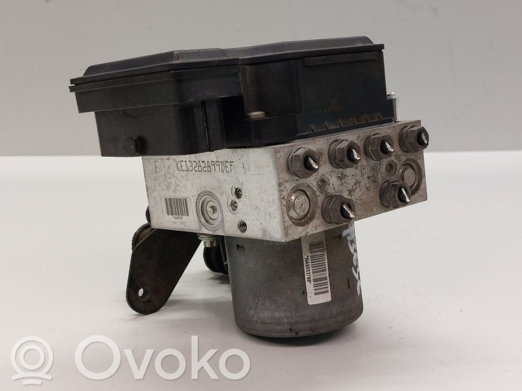 Volkswagen PASSAT B7 ABS Pump 