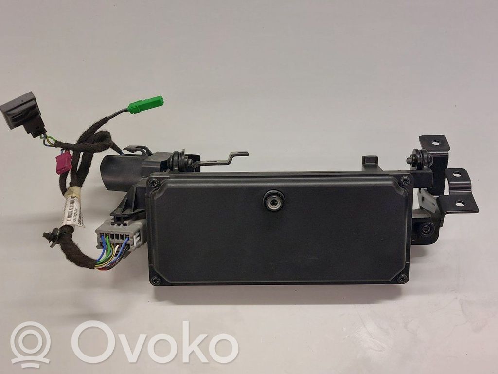 Volvo S90, V90 Front bumper camera 