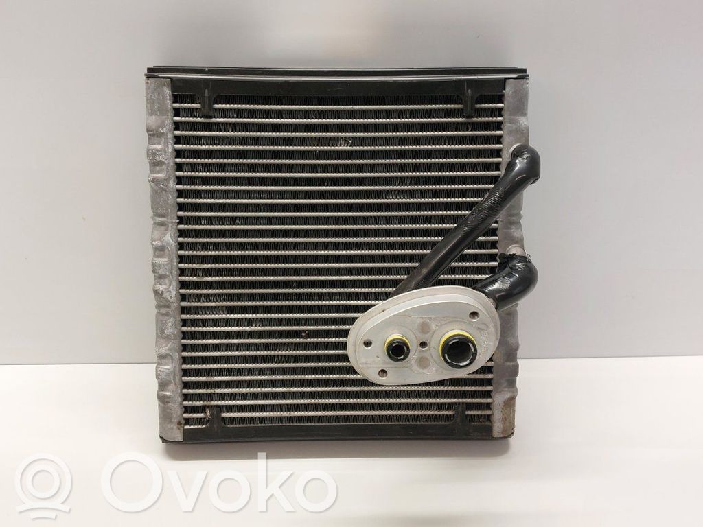 Volvo S90, V90 Oro kondicionieriaus radiatorius (salone) 