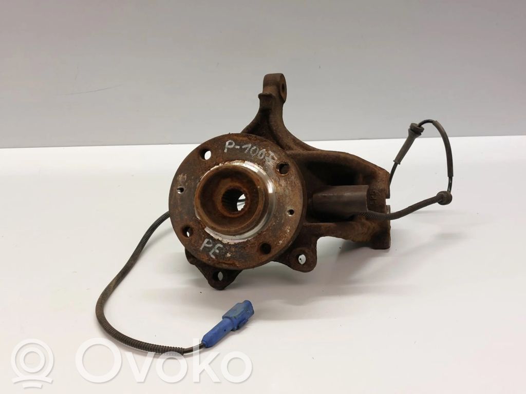 Peugeot 1007 Priekšējā riteņa rumbas vārpstas šarnīrs (stupica, capfa) 