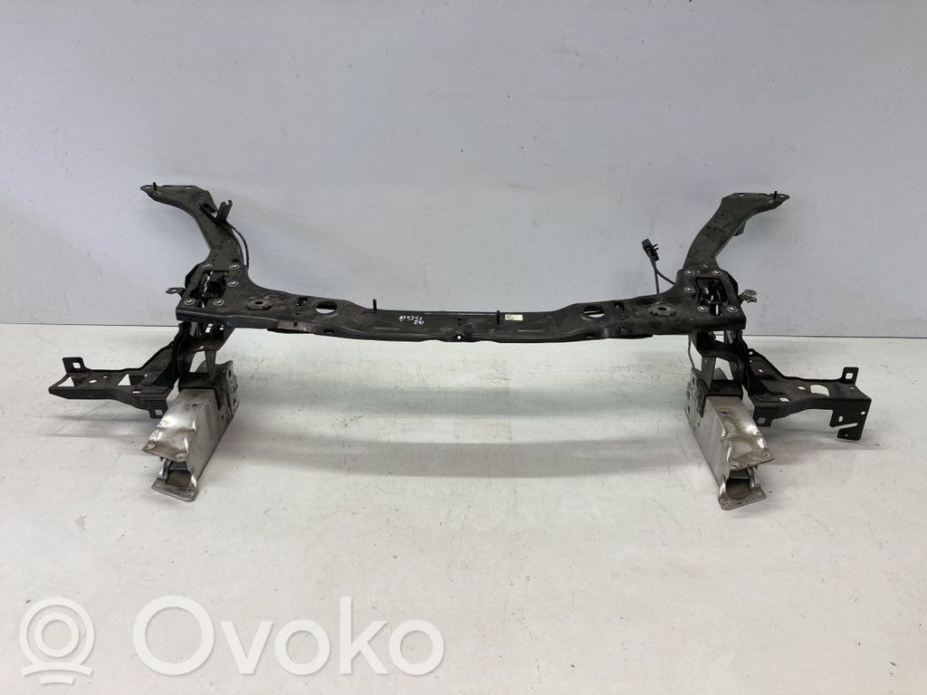 BMW 2 F45 Pas przedni 