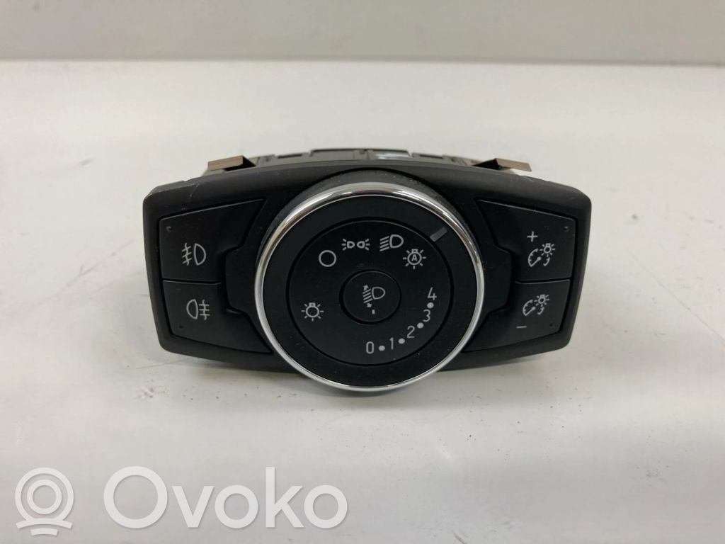 Ford Transit Courier Light switch 