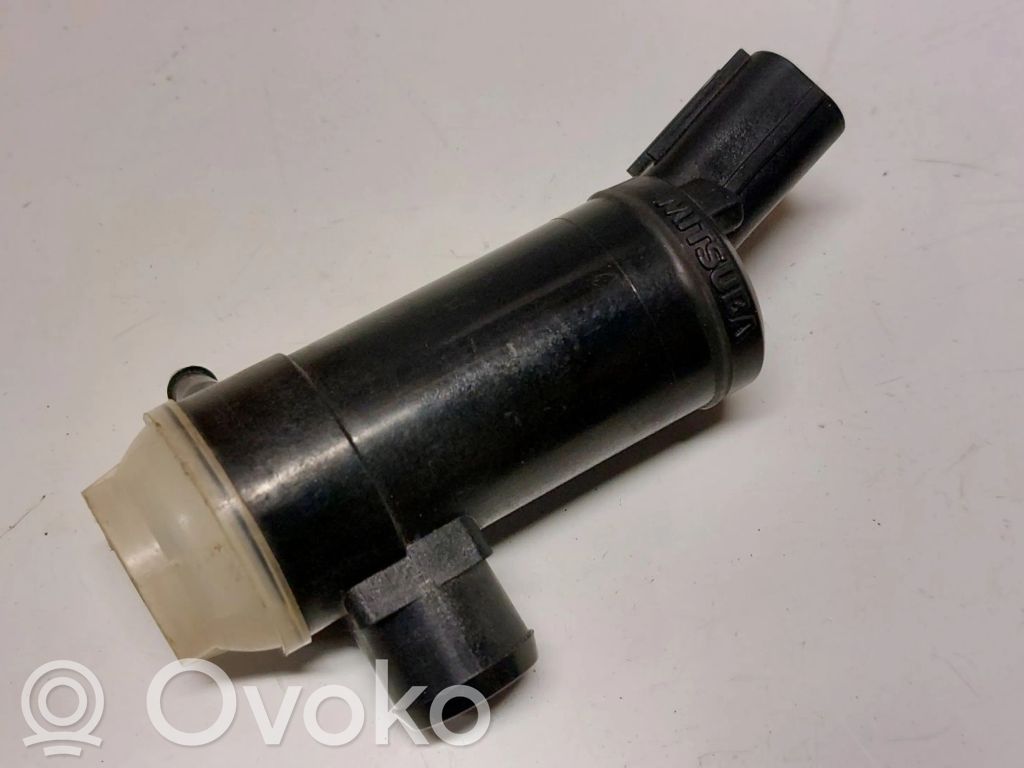 Subaru Legacy Rear window washer spray nozzle 