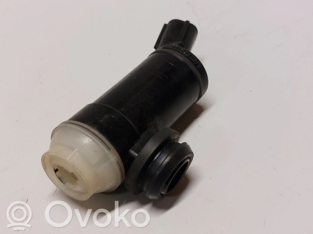 Subaru Legacy Rear window washer spray nozzle 