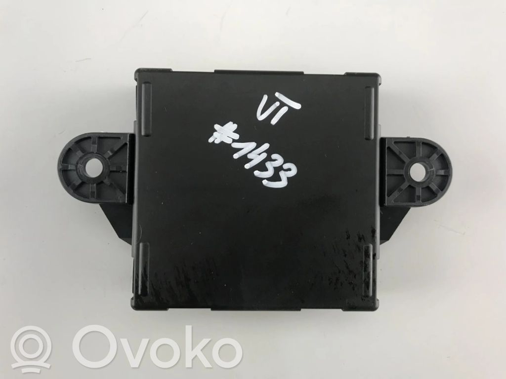 Mercedes-Benz C W204 Durvju vadības bloks 