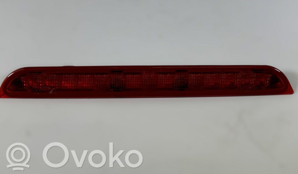 Third/center stoplight   KD5351580,KD5351580