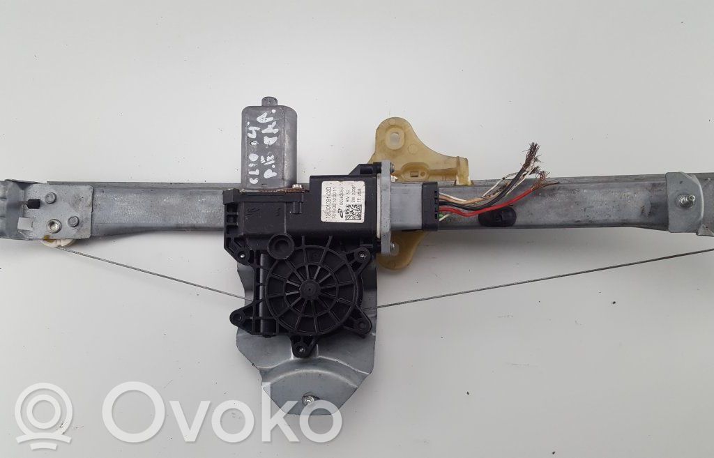 Renault Clio IV Podnośnik szyby drzwi z silniczkiem 