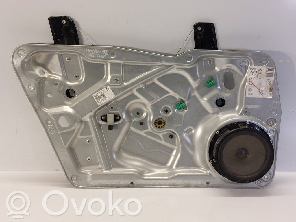 Volkswagen Tiguan Podnośnik szyby drzwi z silniczkiem 