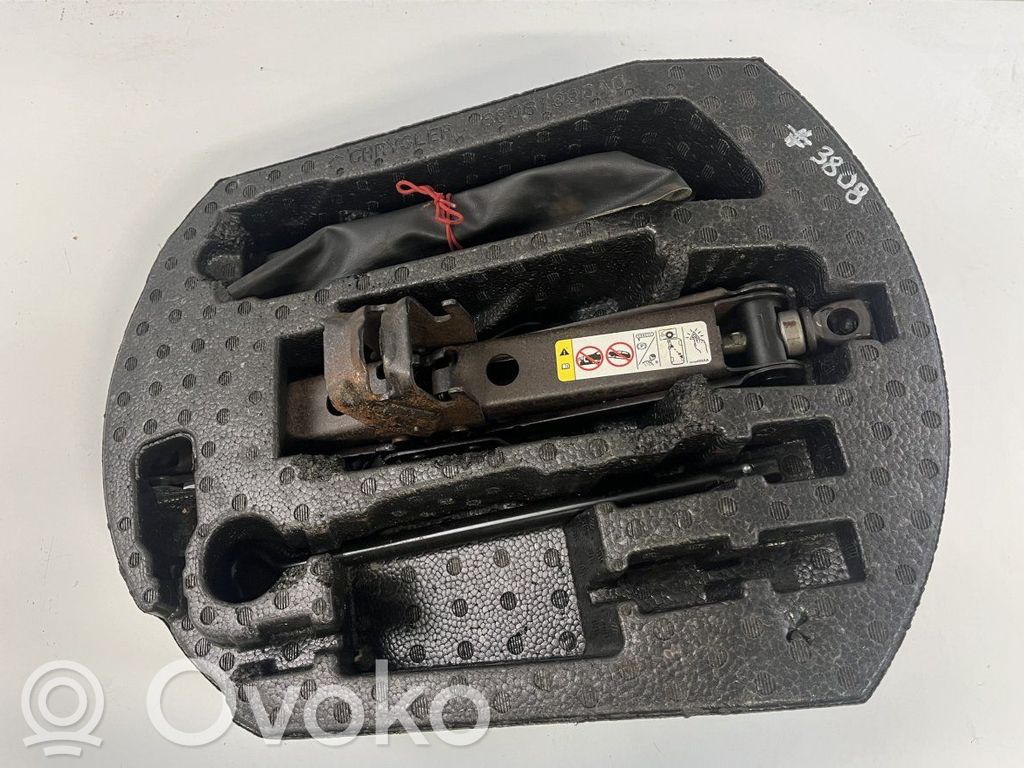 Jeep Grand Cherokee Domkrats 