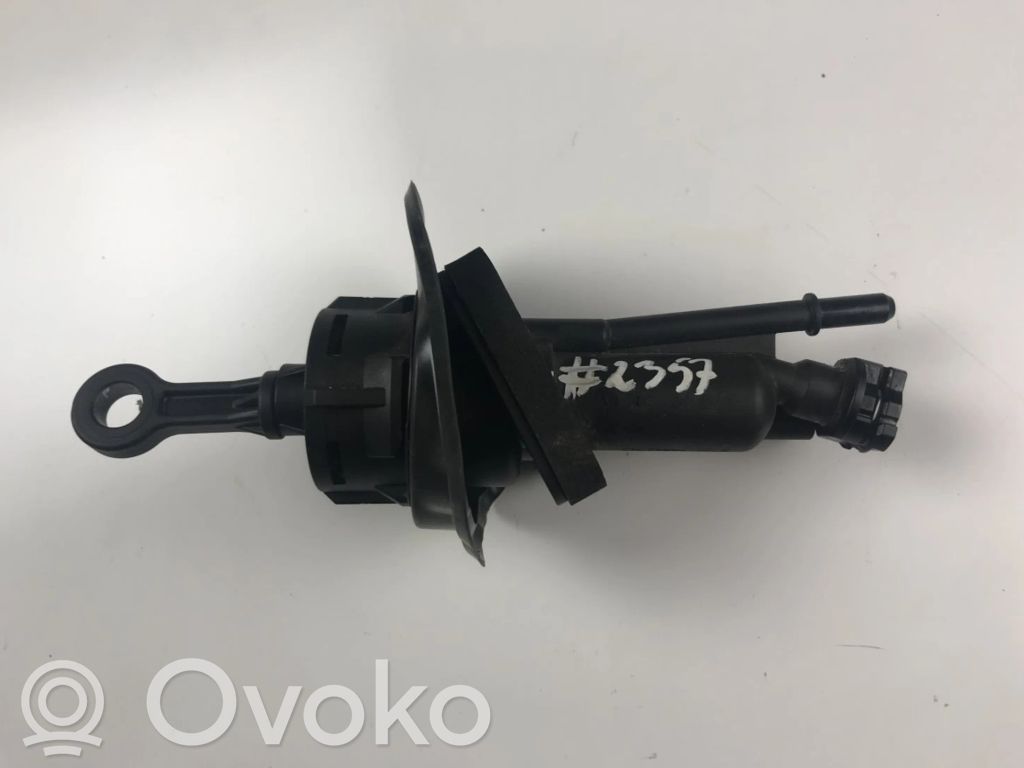 Volvo S60 Clutch master cylinder 