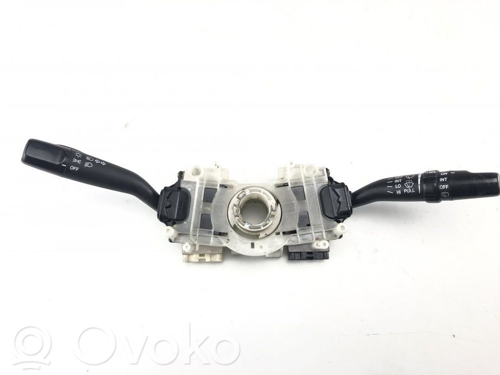 Suzuki Liana Commodo, commande essuie-glace/phare 