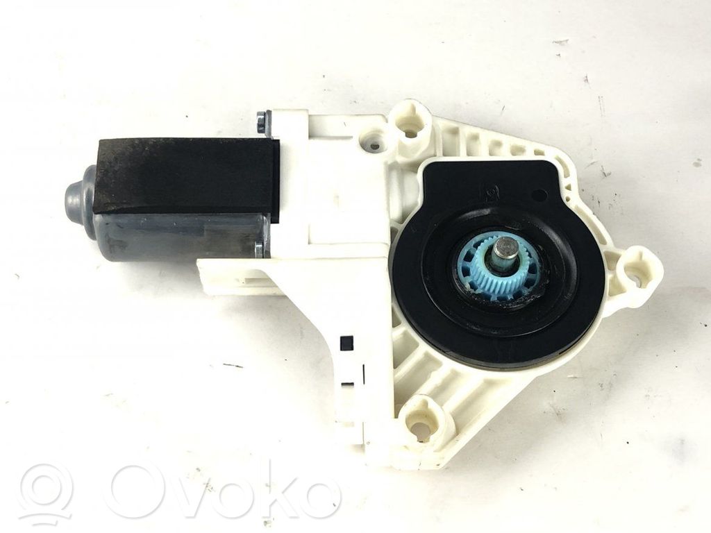 Audi A4 S4 B8 8K Silnik regulatora szyby drzwi przednich 