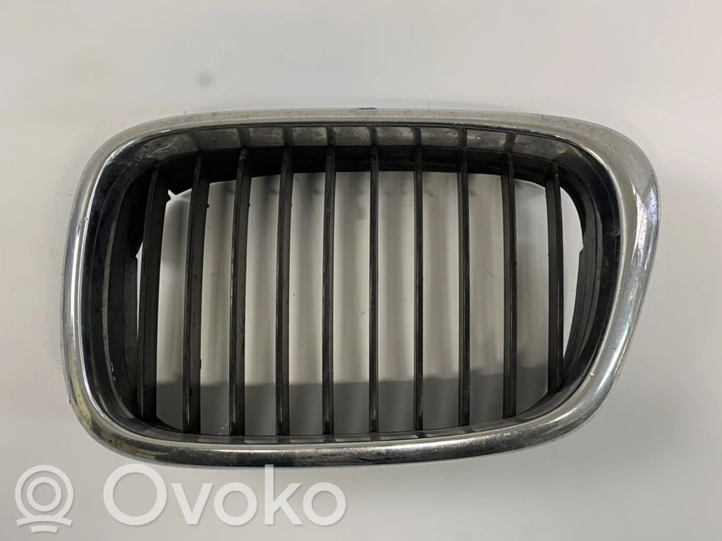 BMW 5 E39 Front grill 