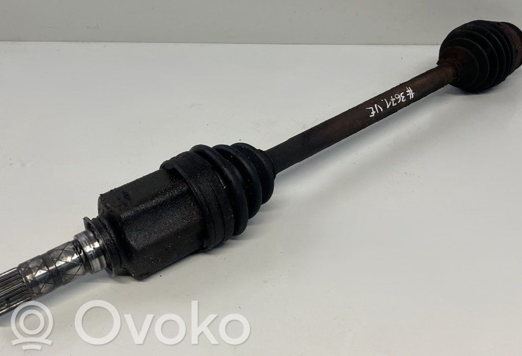 Subaru Impreza III Antriebswelle vorne 