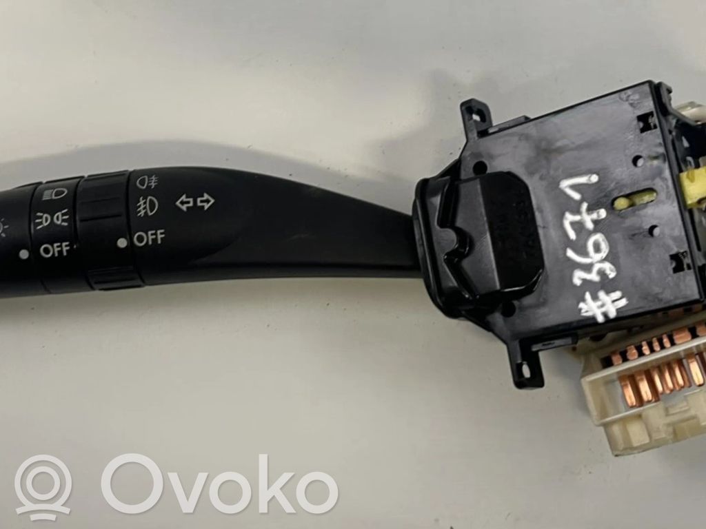 Subaru Impreza III Indicator stalk 