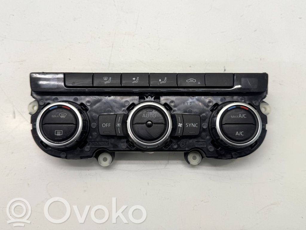 Volkswagen PASSAT B7 Climate control unit 