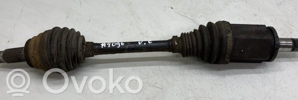 BMW X5 E70 Priekšējā pusass 