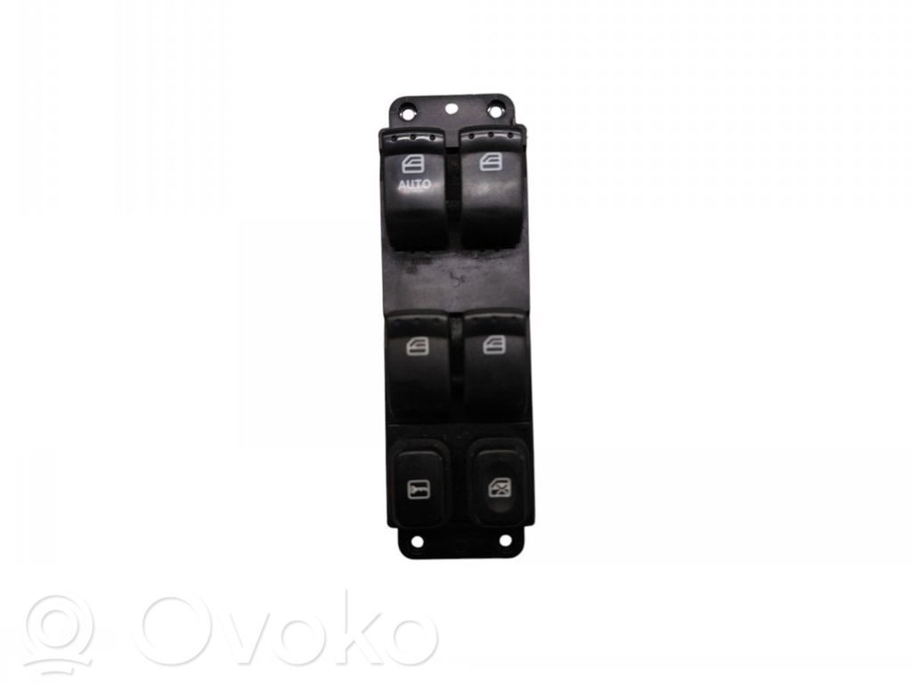 SsangYong Korando Electric window control switch 
