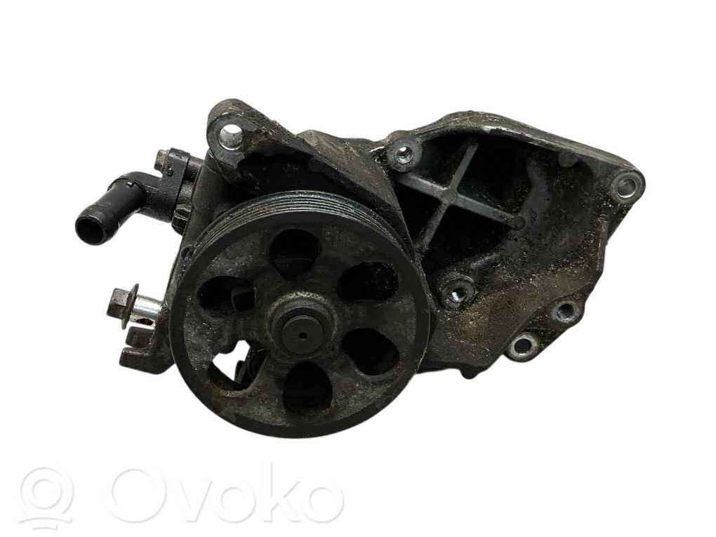 Subaru Legacy Ohjaustehostimen pumppu 