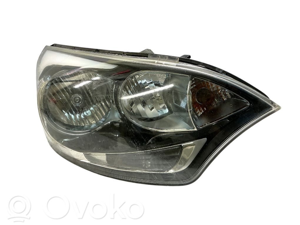KIA Rio Phare frontale 