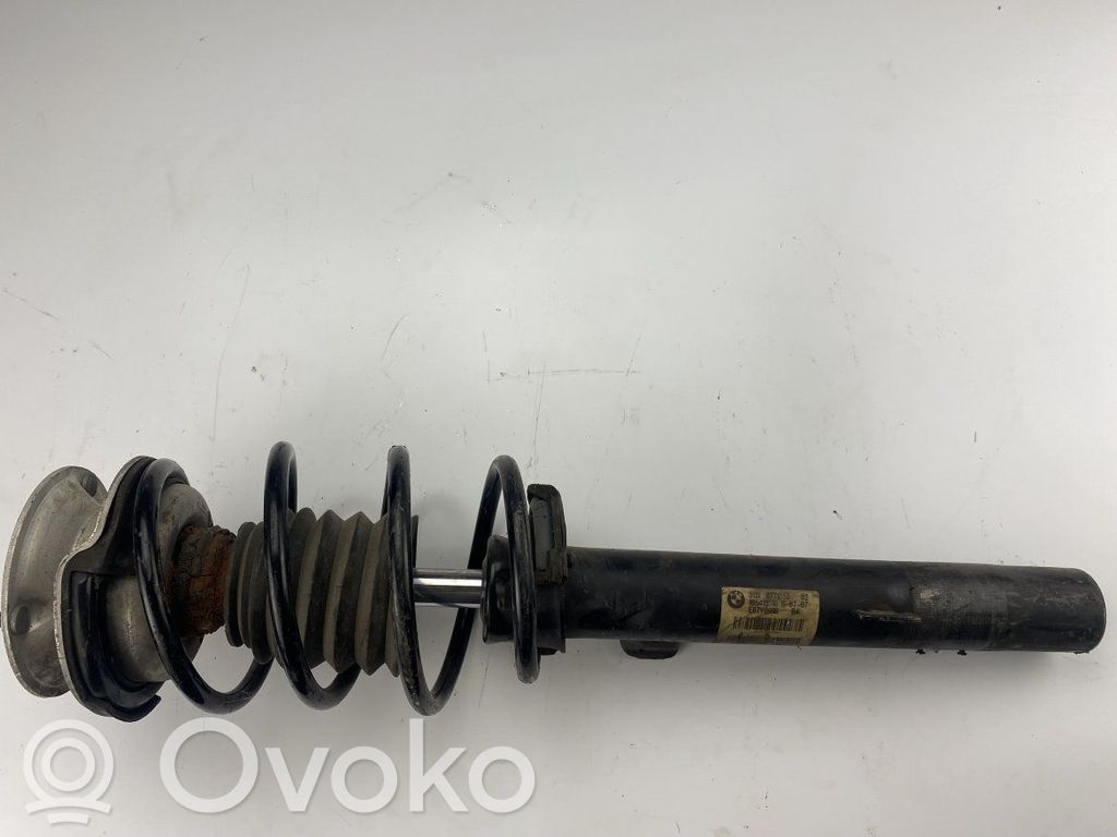 BMW 1 E81 E87 Etuiskunvaimennin 
