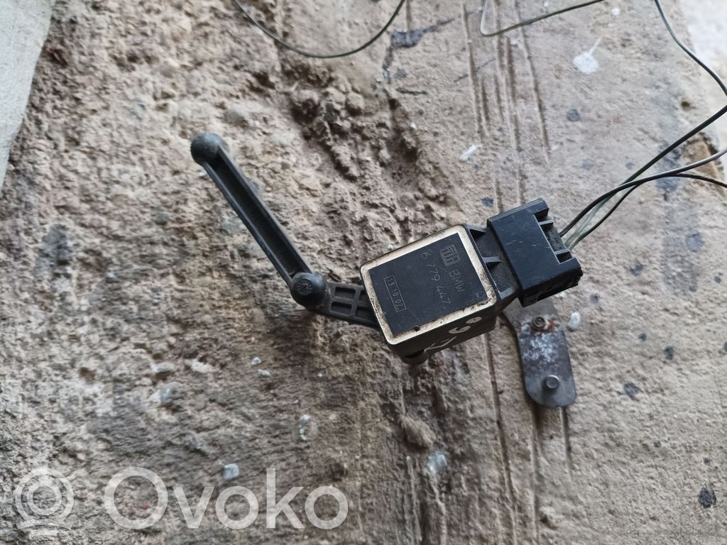 BMW 5 E60 E61 Rear air suspension level height sensor 