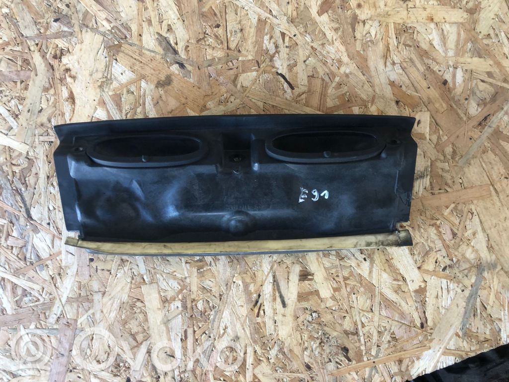 BMW 3 E90 E91 Other engine bay part 